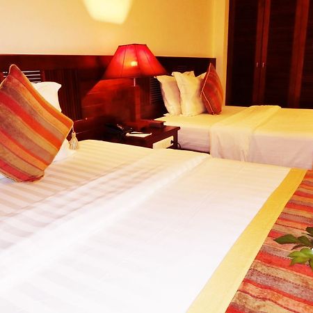 Paradise Angkor Villa Hotel Siem Reap Buitenkant foto