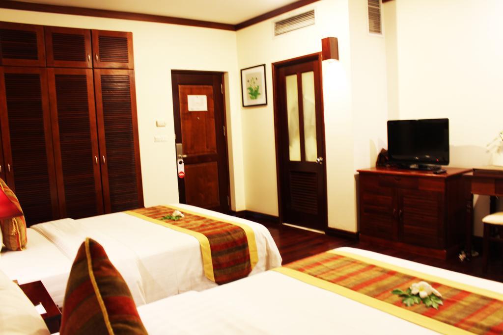 Paradise Angkor Villa Hotel Siem Reap Buitenkant foto